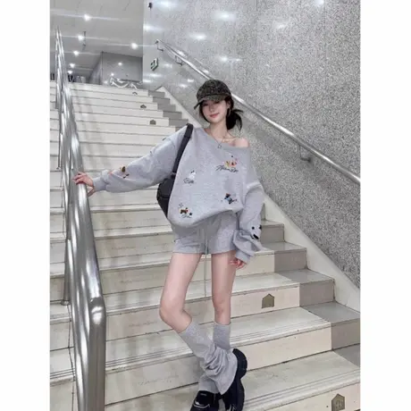 花灰色露肩无帽卫衣女2025新款秋季美式宽松小狗印花小众斜领上衣商品大图