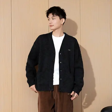 唐狮春新款男士毛衣针织开衫日系休闲v领系扣毛衫外套宽松TM图片