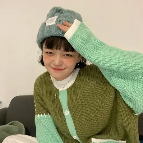 红续2023春装新款小众设计感毛衣开衫外套宽松慵懒风气质女生上衣图片