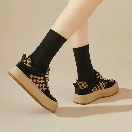 依思q厚底帆布鞋女2023新款冬天秋款百搭超火棋盘格时尚休闲鞋女图片