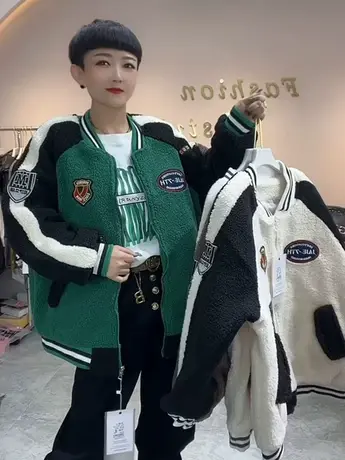 韩版羊羔绒外套女2023秋冬新款加绒加厚羊羔毛绒贴标字母棒球服商品大图