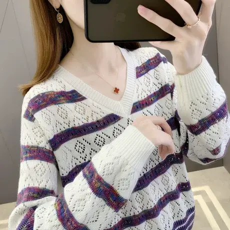 早秋学院风洋气薄款镂空针织衫女宽松外穿V领条纹拼色毛衣女上衣商品大图