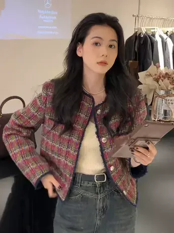 红色格子小香风短外套女2023秋季新款高级显瘦显白气质短款上衣潮图片