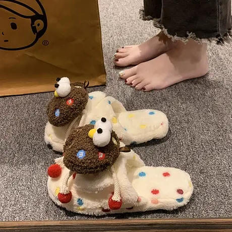 可爱卡通平底舒适棉拖鞋女外穿2022年冬季新款百搭休闲包头拖潮图片