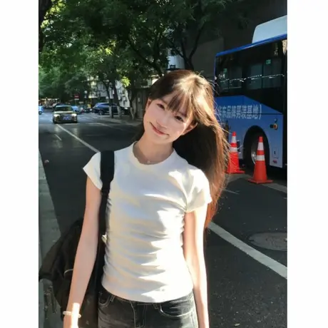 韩系白色正肩短袖t恤女夏季2025新款修身显瘦收腰百搭短款上衣ins商品大图