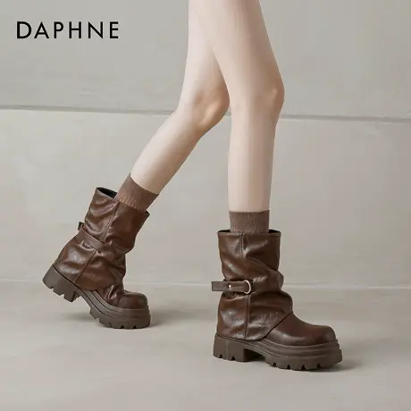 达芙妮靴子短靴女款2025新款冬季巨好看英伦风皱褶棕色马丁靴厚底图片