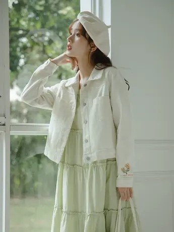 秋季刺绣正肩牛仔外套女显瘦百搭设计感小众短款夹克小个子上衣潮图片