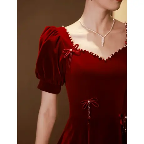 敬酒服2023新款新娘高级感丝绒法式设计感红色裙子订婚礼服连衣裙商品大图