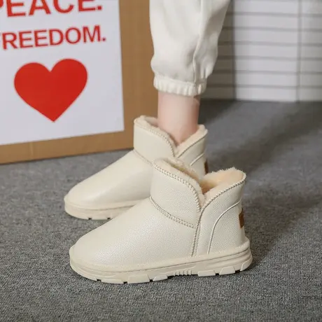 雪地靴女皮面防水防滑2023年新款冬加绒加厚保暖棉鞋平底低帮棉鞋图片