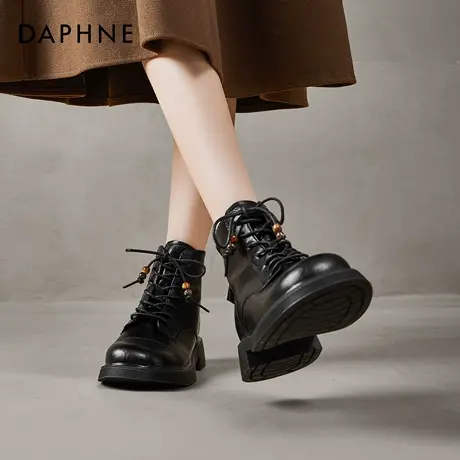 达芙妮英伦风马丁靴子女冬季鞋子2025巨好看百搭黑色厚底短靴皮鞋图片