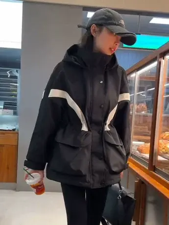 欧货连帽冲锋衣羽绒服外套女2023冬新款宽松时尚拼接保暖拼色外套商品大图