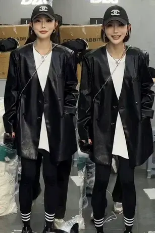 韩版2023春新款V领PU皮中长款西服外套女纯色双排扣宽松西装上衣图片