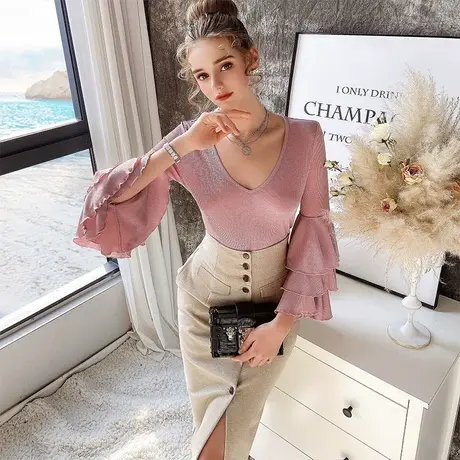 粉红大布娃娃甜美荷叶T恤女边喇叭袖V领针织衫显瘦百搭2021新款商品大图