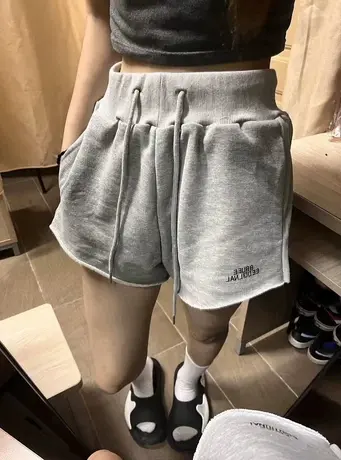 美式短裤女夏季薄款宽松阔腿高腰大码胖mm显瘦直筒休闲运动五分裤图片