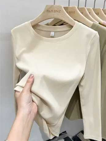 圆领杏色长袖t恤女秋冬2023新款修身显瘦上衣加绒打底衫女内搭潮商品大图