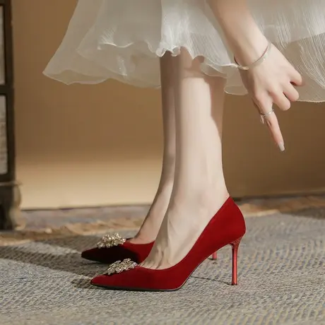 2024春季新款红色新娘结婚高跟鞋女细跟性感百搭尖头水钻浅口单鞋图片