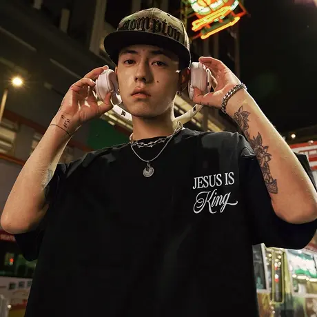 Nuthink美式字母t恤男潮短袖潮牌潮流大码半袖男款简约半截袖春季商品大图