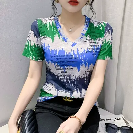 欧货网红V领T恤女短袖设计感印花别致上衣夏季显瘦修身半袖小衫潮图片
