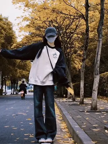 2023爆款上衣欧货大码插肩袖卫衣女复古chic加绒加厚潮ins外套秋商品大图