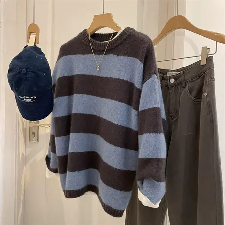 超爱的蓝灰配色 韩系慵懒风羊毛浣熊绒软糯厚实中长款圆领毛衣女图片