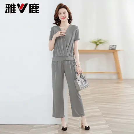 雅鹿中老年纯色收腰套装女2025夏新款修身休闲简约妈妈两件套上衣商品大图