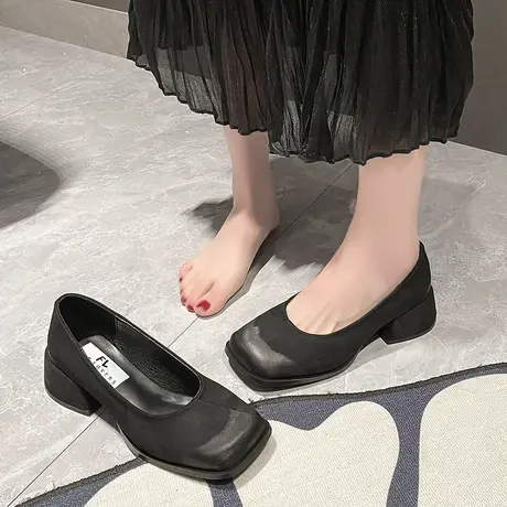 法式浅口玛丽珍鞋女2024年春秋季新款复古方头百搭温柔风粗跟单鞋图片