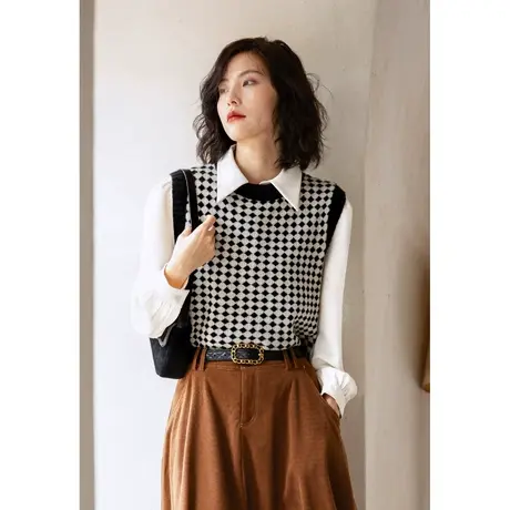 弥古复古棋盘格针织马甲背心女春秋显瘦格子毛衣坎肩外搭毛线马夹图片