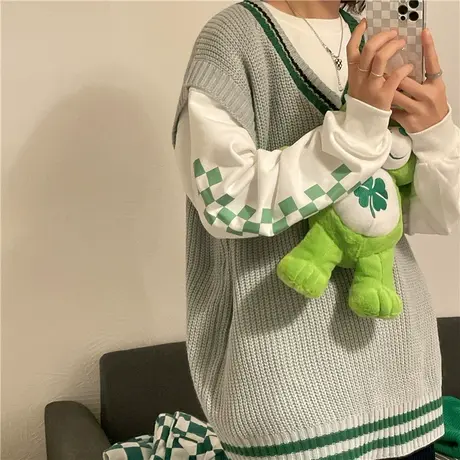 红续设计感不对称拼接坎肩V领针织马甲背心女慵懒风套头宽松毛衣图片