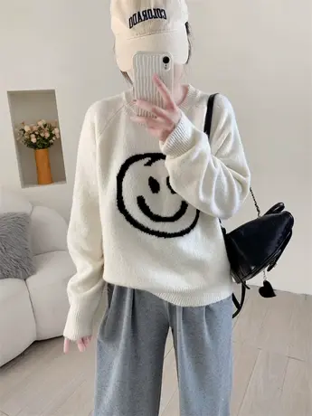 慵懒风软糯长袖打底针织衫女秋冬新款时尚减龄温柔圆领毛衣女上衣商品大图