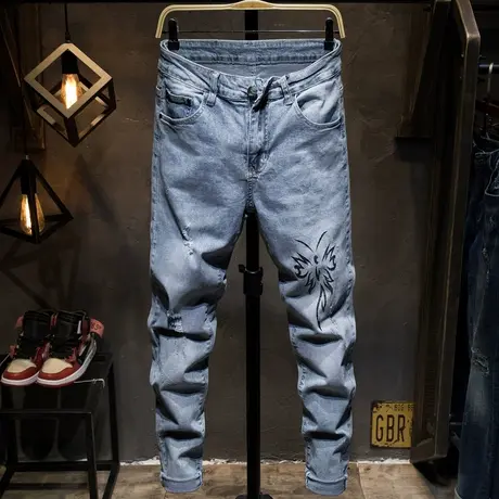 印花破洞牛仔裤男士潮牌修身直筒长裤小脚裤子男韩版潮流百搭涂鸦商品大图