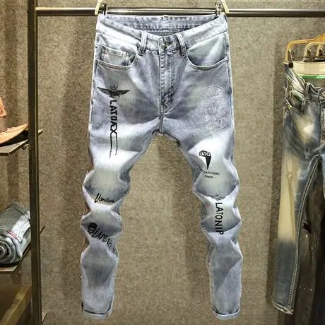夏季重工镶钻牛仔裤男款修身小脚裤轻奢潮牌印花休闲百搭帅气长裤商品大图