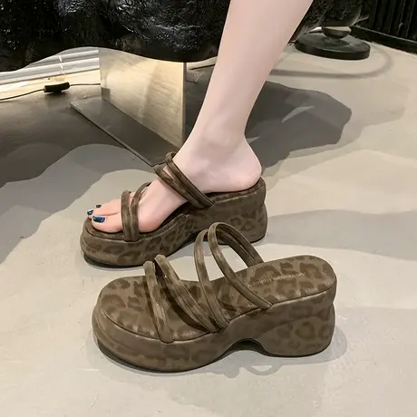 法式绝美凉拖鞋女2025夏季新款配裙子百搭高级感凉鞋沙滩厚底拖鞋商品大图