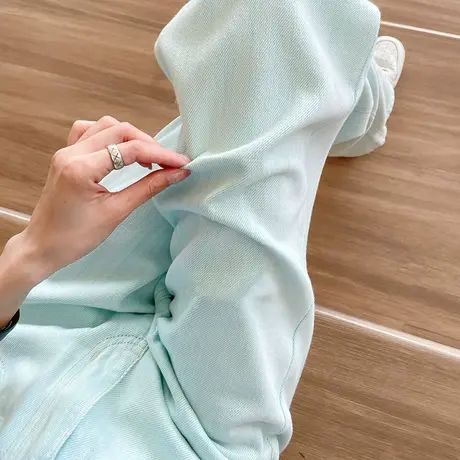 软牛仔裤女春秋新款高腰直筒宽松显瘦设计感小众绿色拖地裤子欧货图片