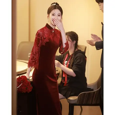 改良旗袍敬酒服新娘高端气质金丝绒酒红色新中式结婚订婚宴会礼服商品大图