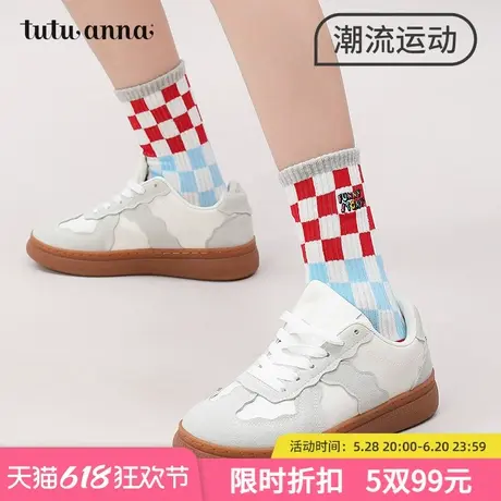 tutuanna春秋女款中筒袜 潮流格子运动风字母刺绣透气棉质短袜女商品大图