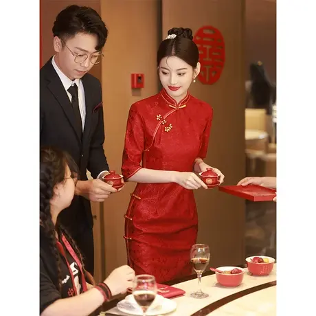 改良旗袍敬酒服2023新款高端年轻款蕾丝中袖订婚回门便装连衣裙女图片