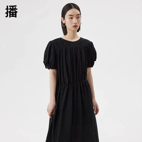 播2023夏季新款花朵提花图案褶皱镂空花苞袖口连衣裙女DDQ2LD5079图片