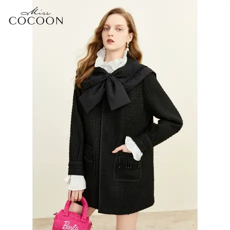 MissCOCOON非正式学院风2023冬新款女装领珠链点缀短外套商品大图