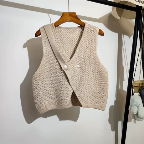 短款针织马甲女2023秋冬新款v领叠穿设计感小众毛线背心上衣外穿图片