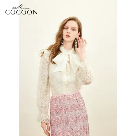 MISSCOCOON千金玛德琳2023冬新款女荷叶边飘带羽毛纱蕾丝年会衬衫商品大图