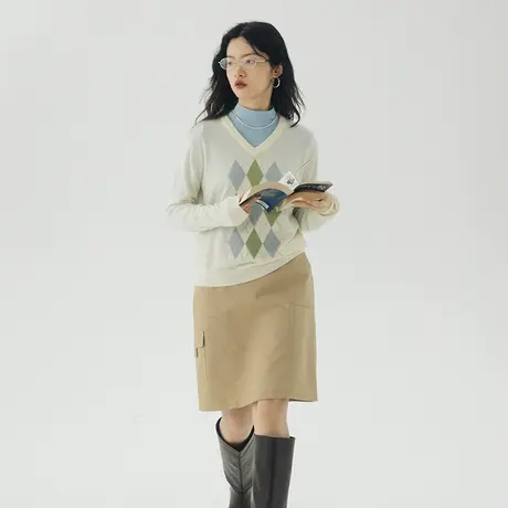 omont蛋挞家 v领菱格针织衫女2023新款秋季复古长袖毛衣针织上衣图片