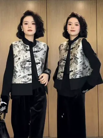 国风水墨画盘扣马甲背心女春秋新款高级感外搭马夹新中式外套上衣图片