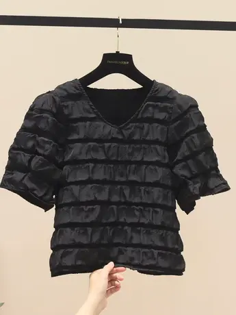 时尚百搭别致小众设计2023夏季新款韩版短款V领褶皱短袖T恤上衣女商品大图