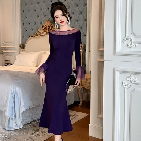 高冷御姐风内搭一字领紫色连衣裙小众显瘦修身喇叭袖打底鱼尾长裙图片