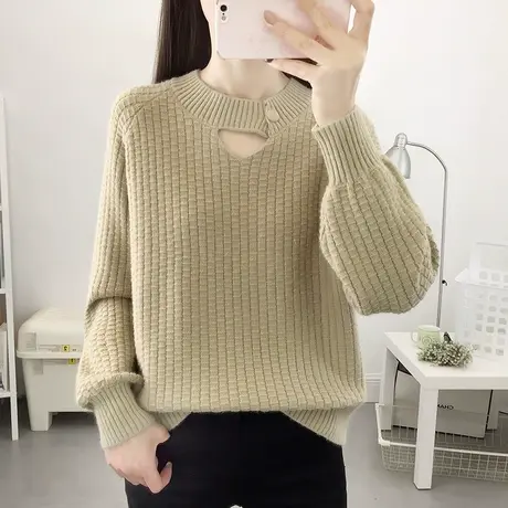 法式设计感领口镂空针织毛衣秋冬2023新款小个子宽松长袖外穿上衣图片