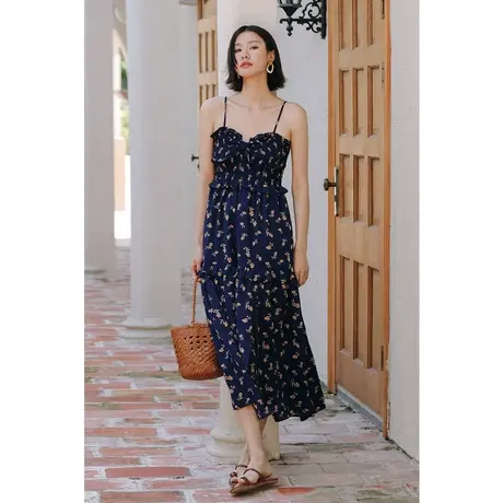 弥古法式碎花连衣裙女夏季海边度假沙滩裙法式抹胸吊带裙三亚裙子图片