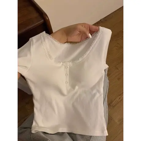 小个子短款带胸垫长袖T恤女早春韩版修身显瘦蕾丝拼接上衣打底衫商品大图
