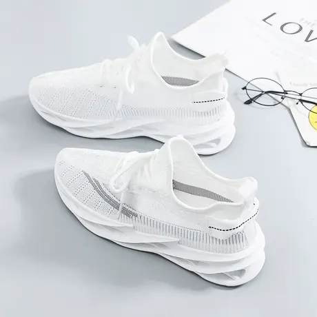 运动鞋女2021新款ins港风百搭白色网面跑步轻便软底老爹女潮鞋子商品大图