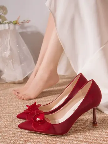 婚鞋女尖头单鞋2023秋季新款高跟鞋秀禾服婚纱两穿气质伴娘新娘鞋图片