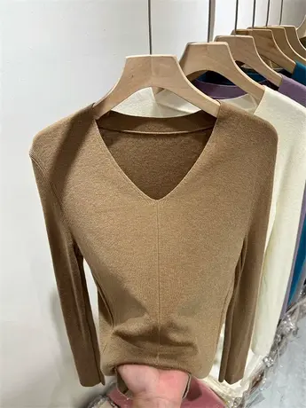 V领纯色针织衫修身长袖羊绒小衫女2023早秋款内搭简约气质打底衫商品大图